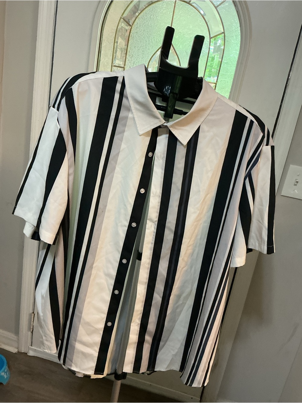 SHEIN Black & White Vertical Stripe Short Sleeve Button-Down Shirt